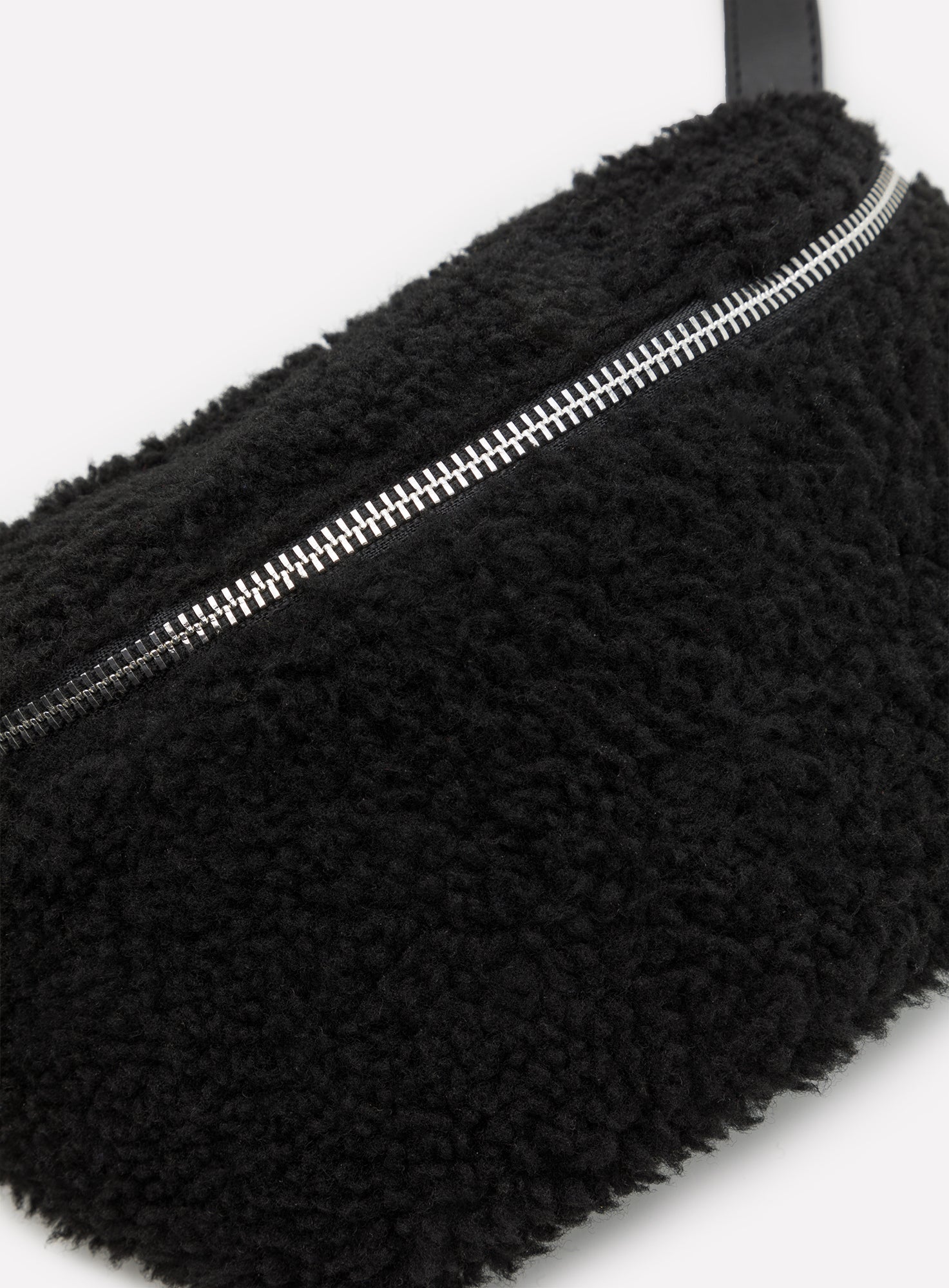 HIP BAG | CAN SHEARLING BLACK