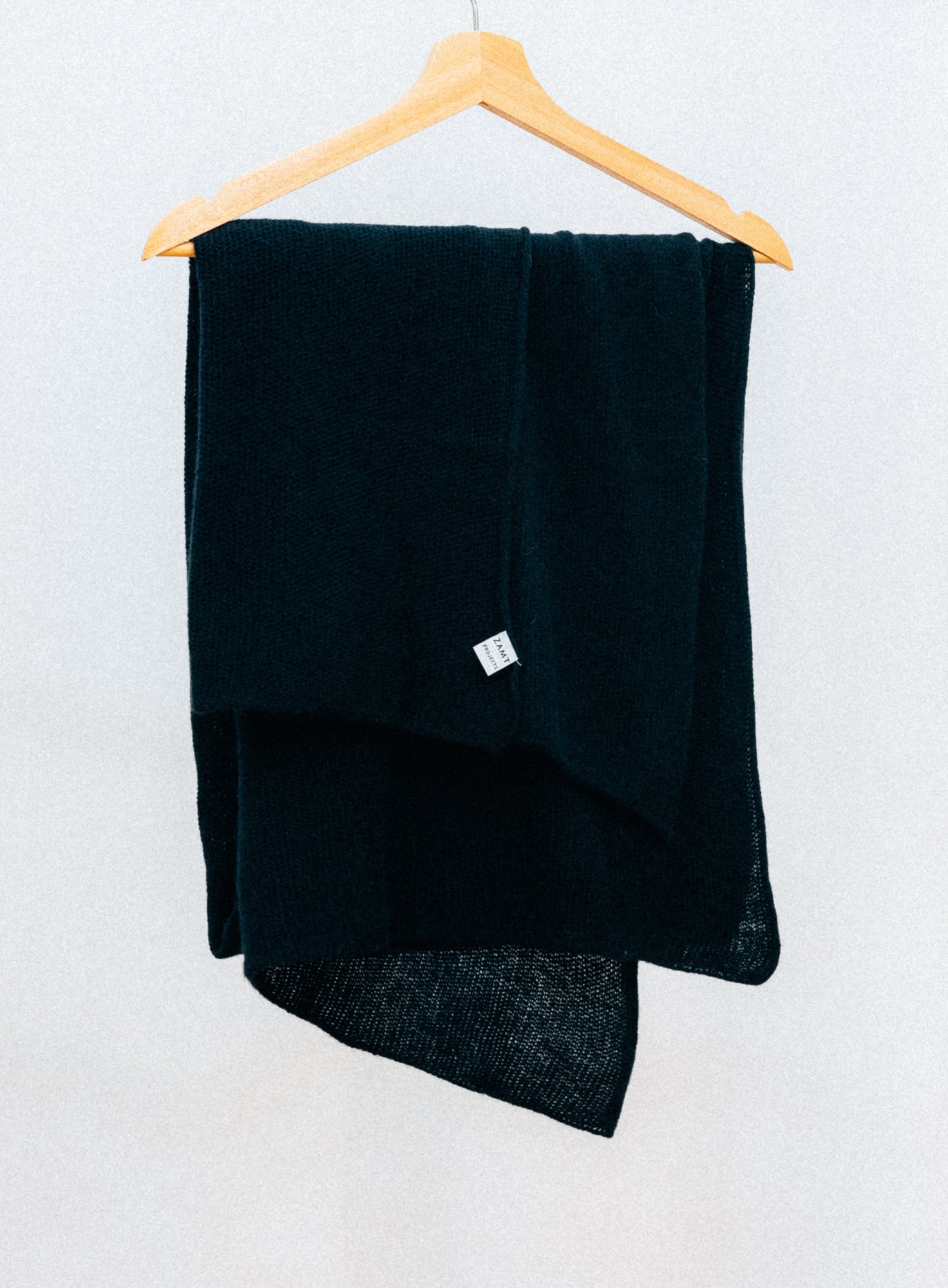 FLUFFY CASHMERE SCARF | NAVY