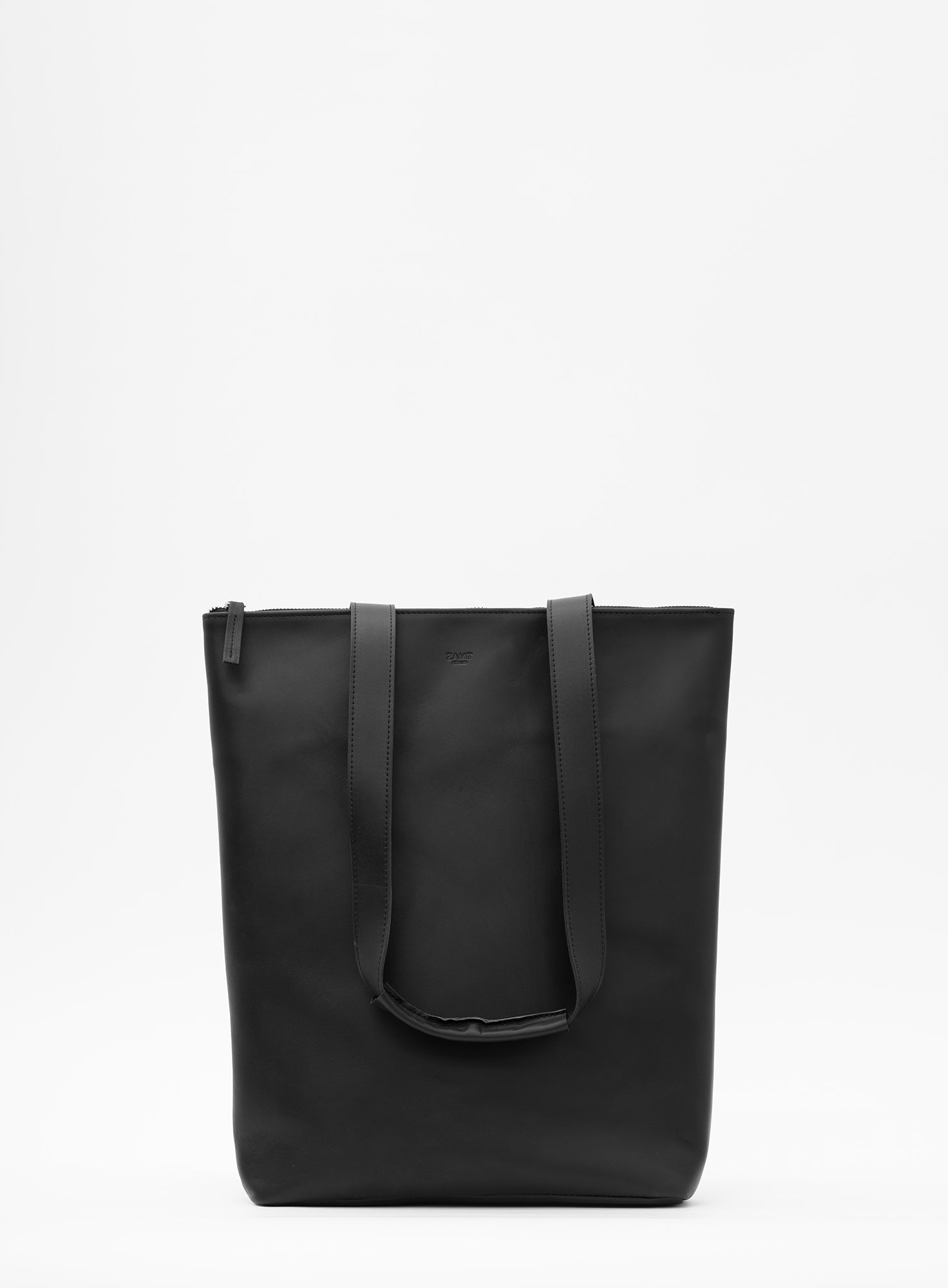 TOTE_BACKPACK_ELLIOT_BLACK_Designed_in_Berlin_Made_to_last_Handmade_in_Poland.